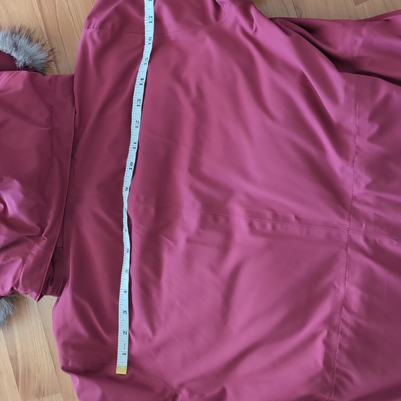 Athleta Rainout Outbound Parka M Decadent Red - Picture 14 of 16